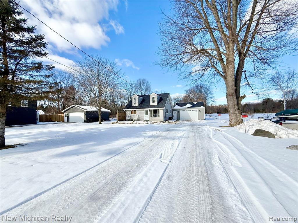 5186 W Wilson Road, Clio, MI 48420 — Photo 2