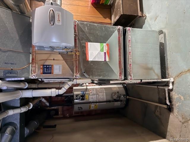 2604 NE Johnathan Avenue, Grand Rapids, MI, 49525