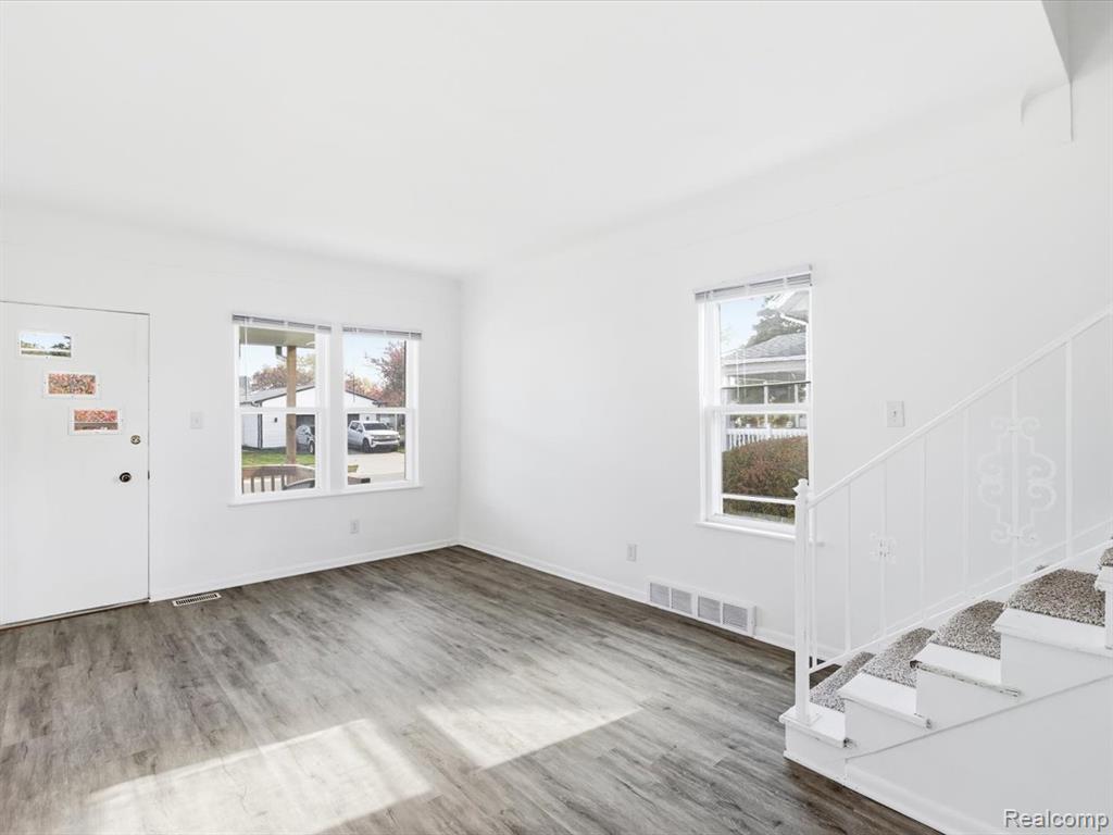 423 16th Street, Port Huron, MI 48060 — Photo 5