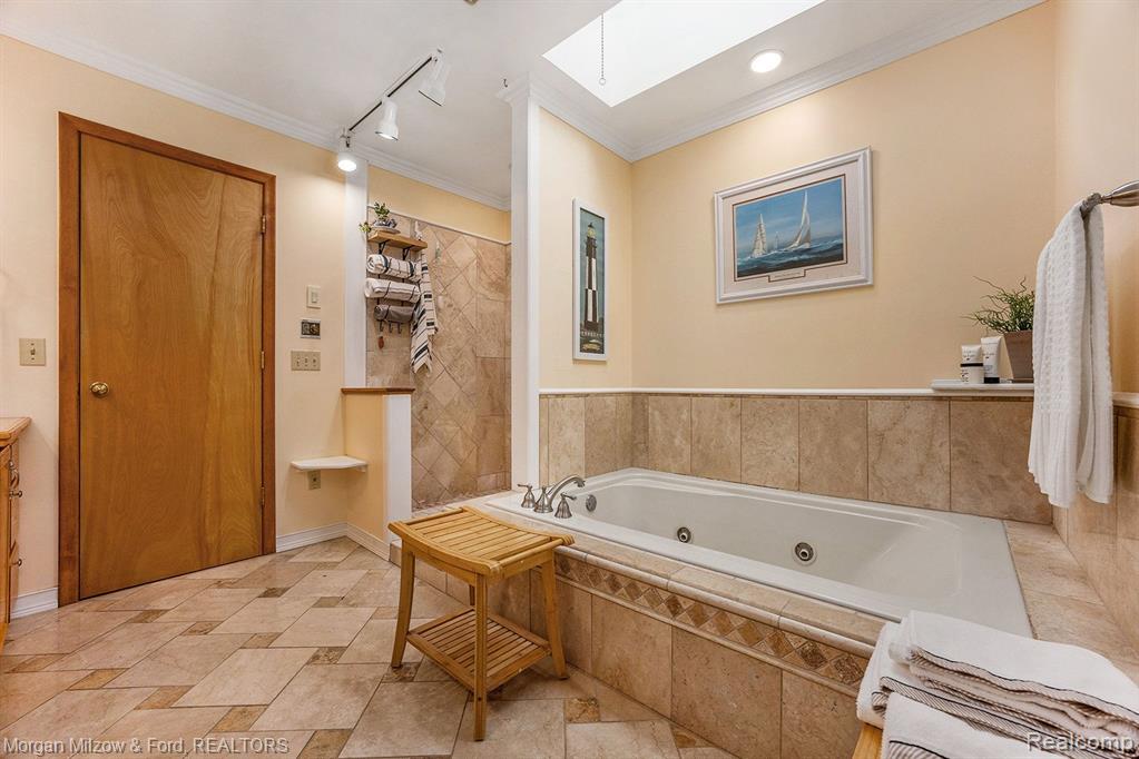 5036 CLARKSTON Road, Clarkston, MI 48348 — Photo 18