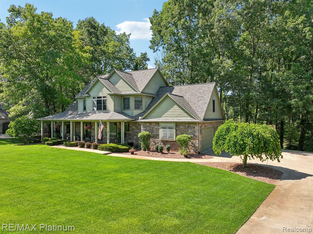 4657 Lakeshire Drive, Howell, MI 48843 — front exterior