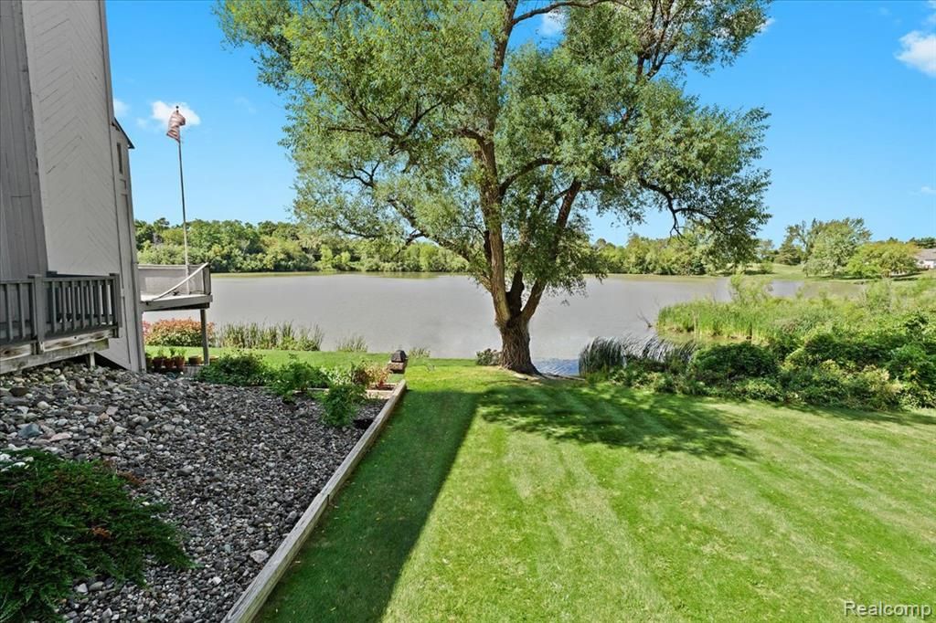 9498 Fenwin Drive, Grand Blanc, MI, 48439
