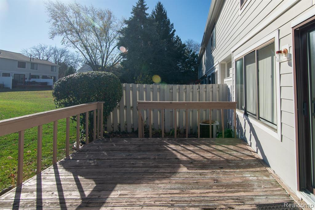 22813 CRANBROOKE Drive, Novi, MI — Photo 21