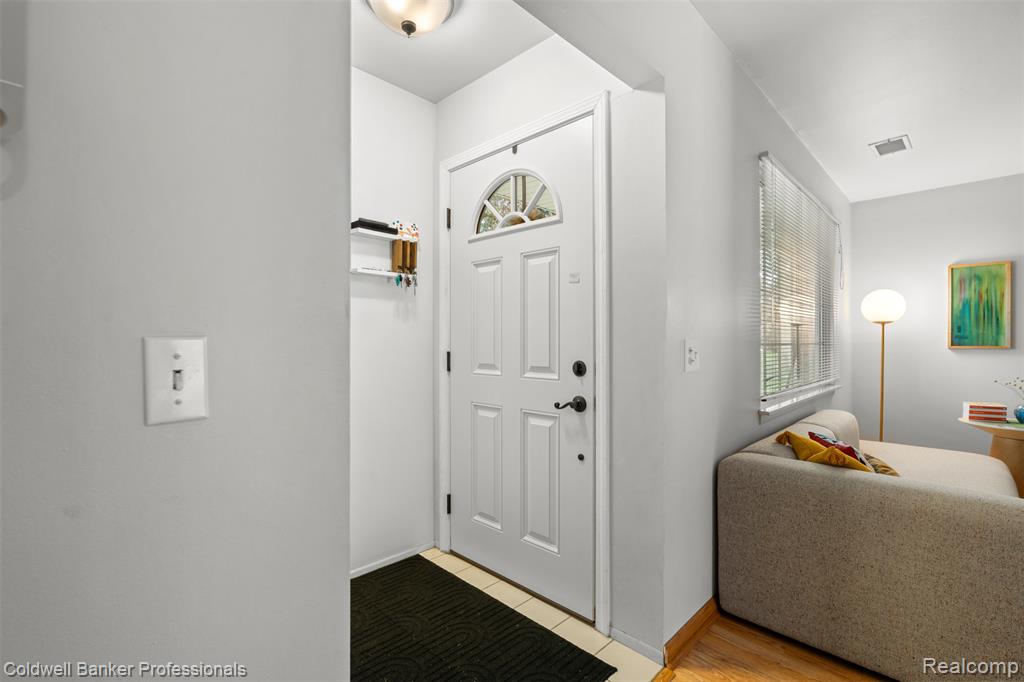 19611 Neptune Court, 278, Northville, MI 48167 — Photo 4