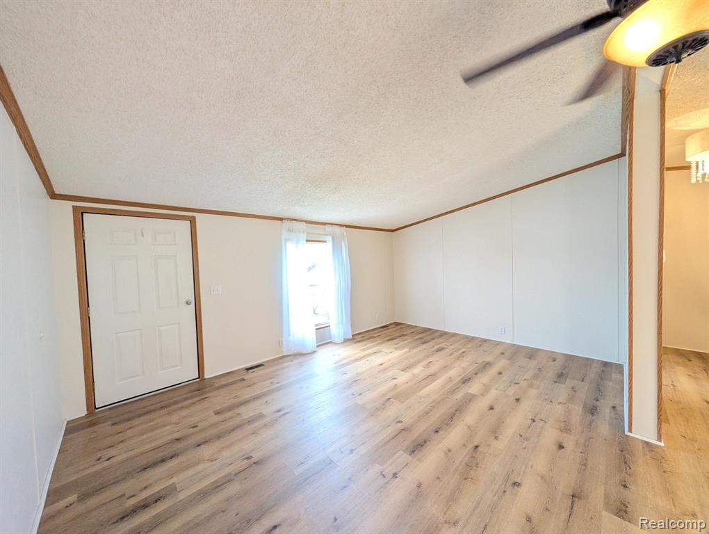 72 Ashley Circle, Swartz Creek, MI 48473 — Photo 10