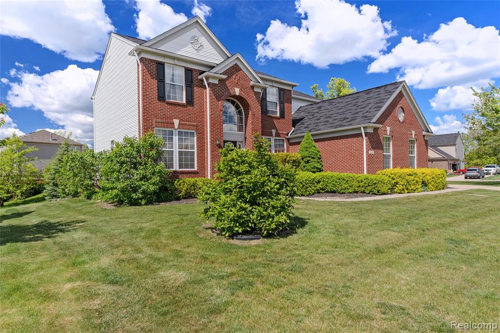 6241 Sapphire Court, Grand Blanc, MI 48439 — Photo 4