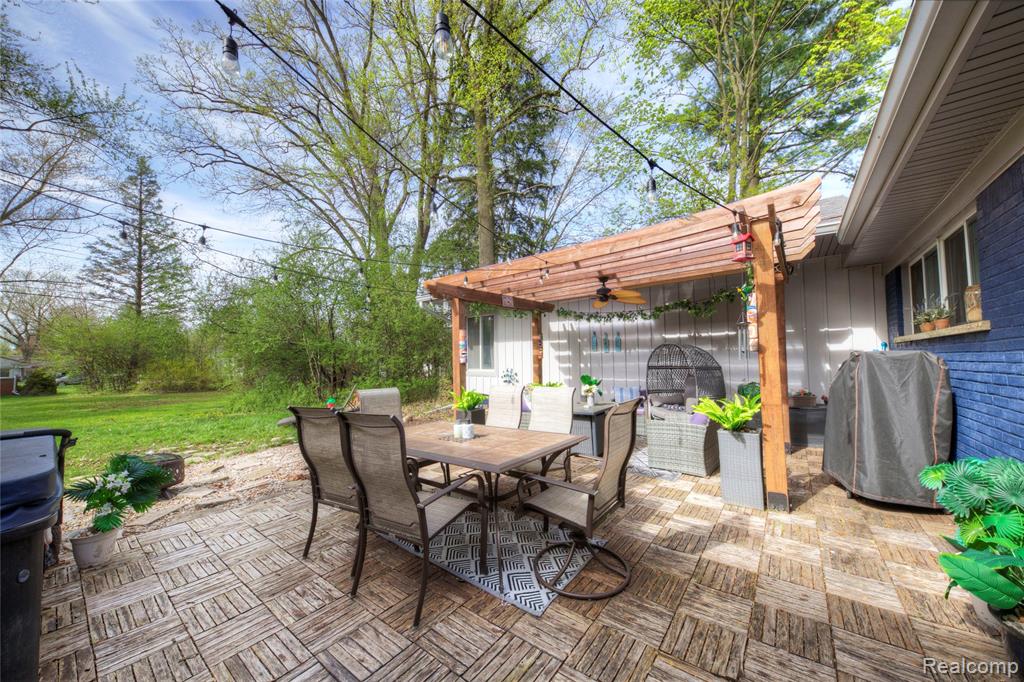 5367 Cambourne Place, West Bloomfield, MI — Photo 47
