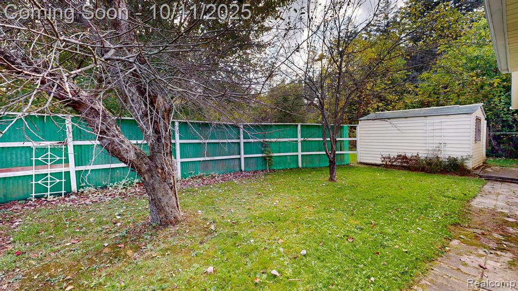 6444 Lucas Road, Flint, MI 48506 — Photo 40