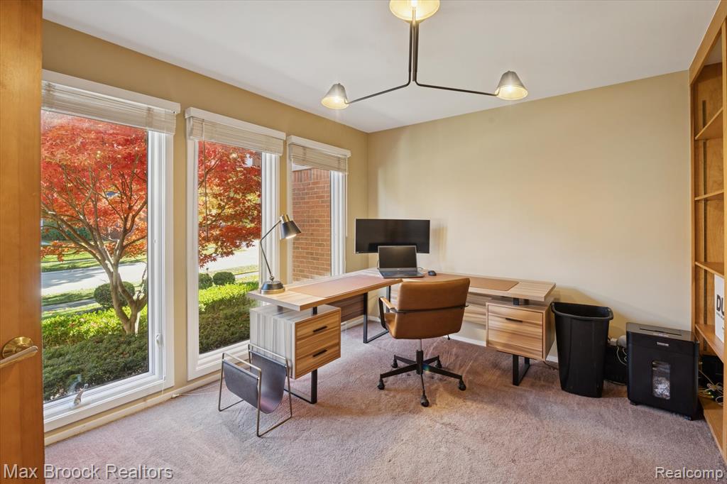 25797 Arcadia Drive, Novi, MI — Photo 8