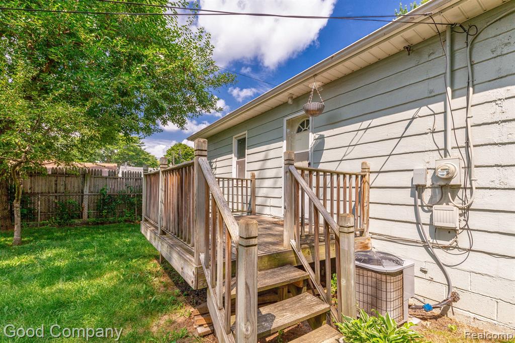 926 MILLARD Avenue, Royal Oak, MI 48073 — Photo 27