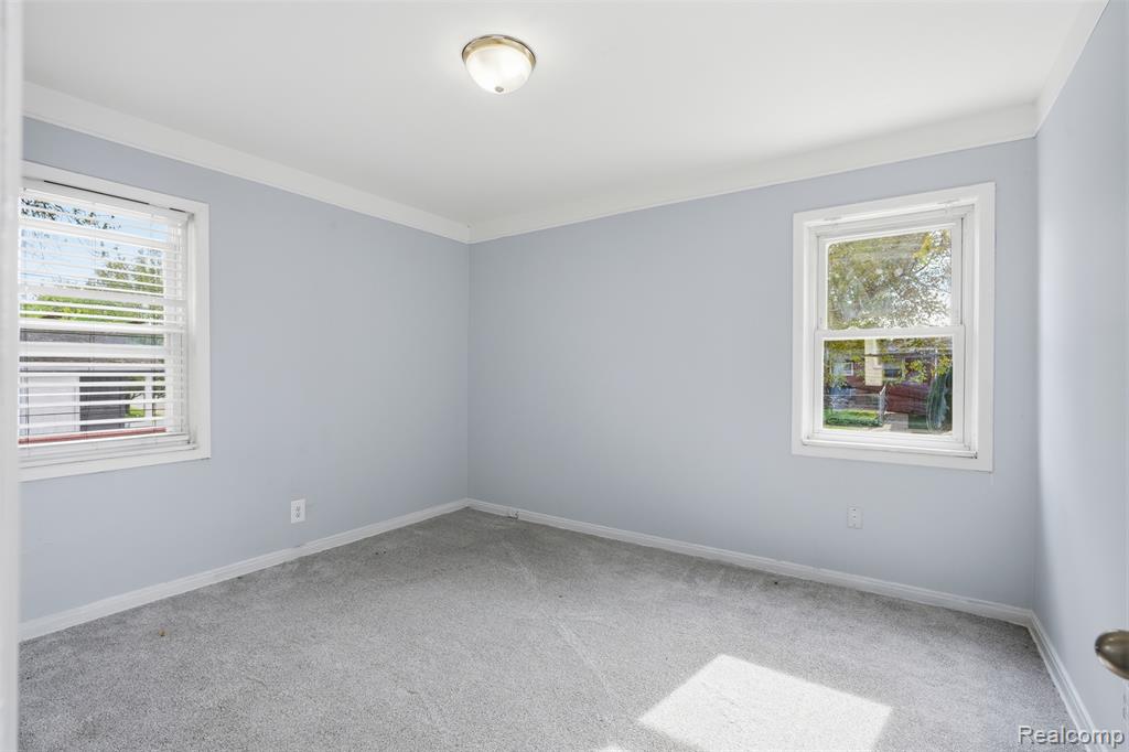 756 Cloverlawn Boulevard, Lincoln Park, MI 48146 — Photo 12
