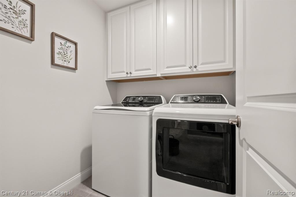 42787 Cardinal Way, Novi, MI — Photo 31