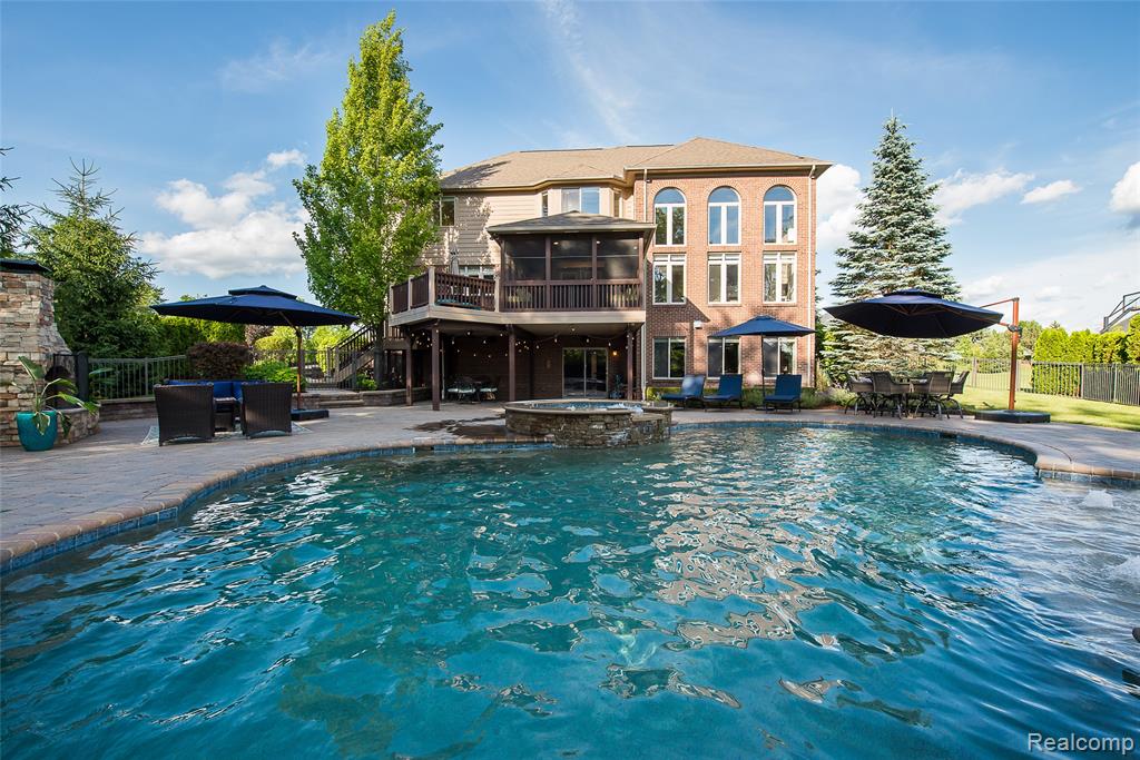 24935 Ravine Drive, South Lyon, MI 48178 — Photo 45