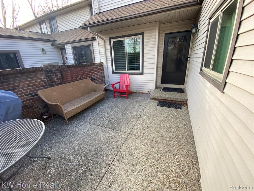 1110 Willow Grove Court, Rochester, MI 48307 — Photo 13