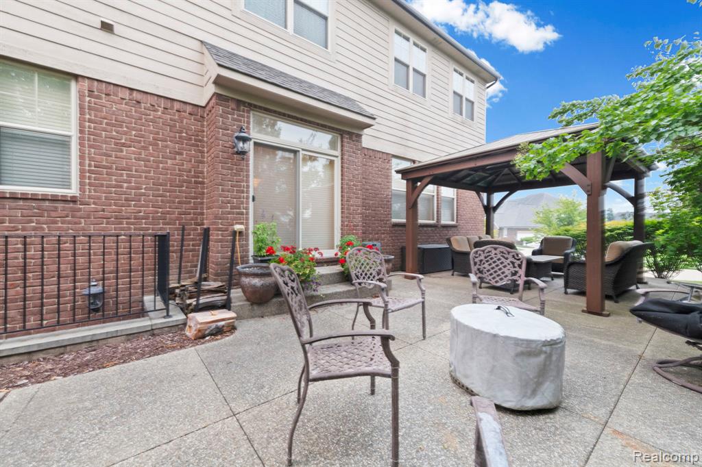 56555 Hartley Drive W, Shelby Twp, MI 48316 — Photo 70