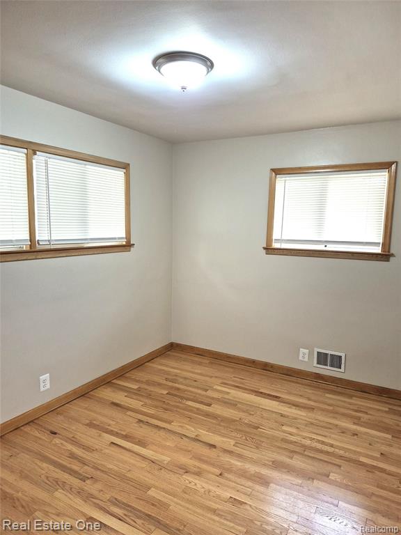 13688 Commonwealth Street, Southgate, MI 48195 — Photo 14