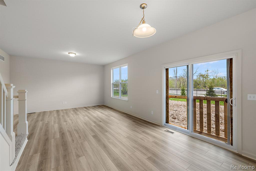 51794 Maple Leaf Drive, Macomb, MI 48042 — Photo 11