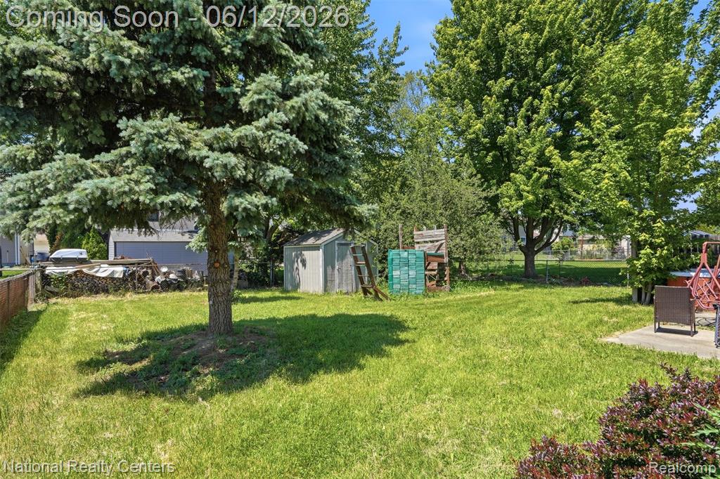 45375 Ronnen Drive, Macomb, MI 48044 — Photo 18