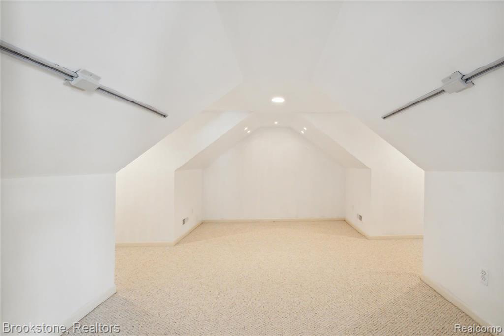 53329 SHAWN Drive, Chesterfield, MI 48047 — Photo 36