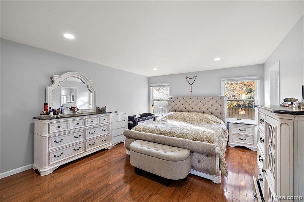 40217 LANGTON Drive, Sterling Heights, MI 48310 — Photo 24