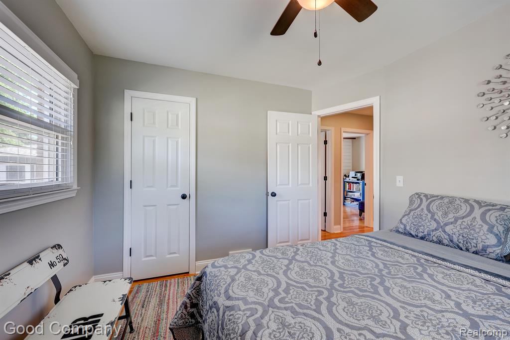 703 E BLOOMFIELD Avenue, Royal Oak, MI 48073 — Photo 24