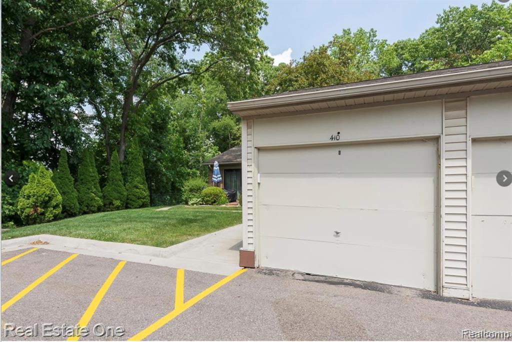 410 Spring Brooke Drive, Brighton, MI 48116 — Photo 20