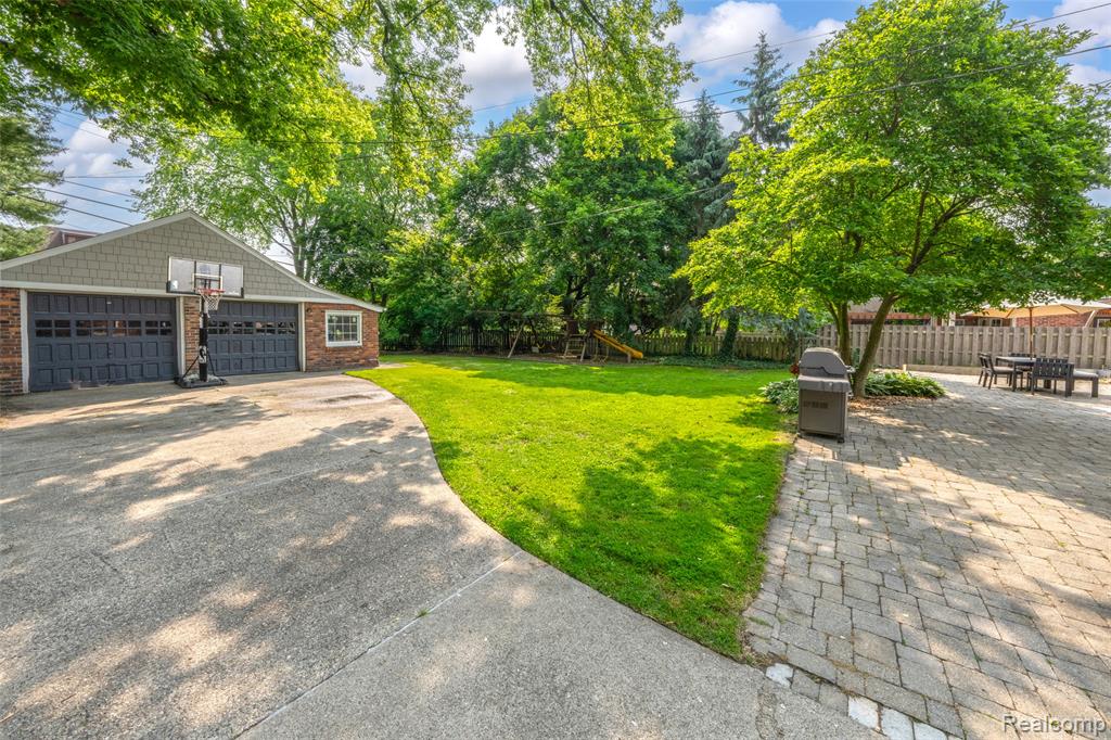 828 Westchester Road, Grosse Pointe Park, MI 48230 — Photo 62