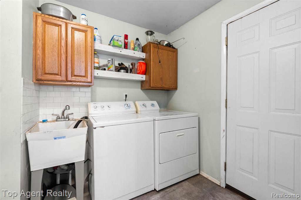 227 W Peterson Drive, Brighton, MI 48114 — Photo 16