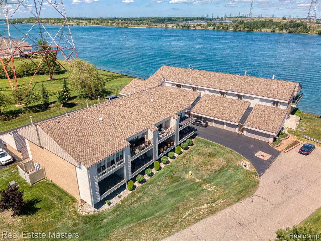 3997 River Road, 6, East China, MI — Photo 4