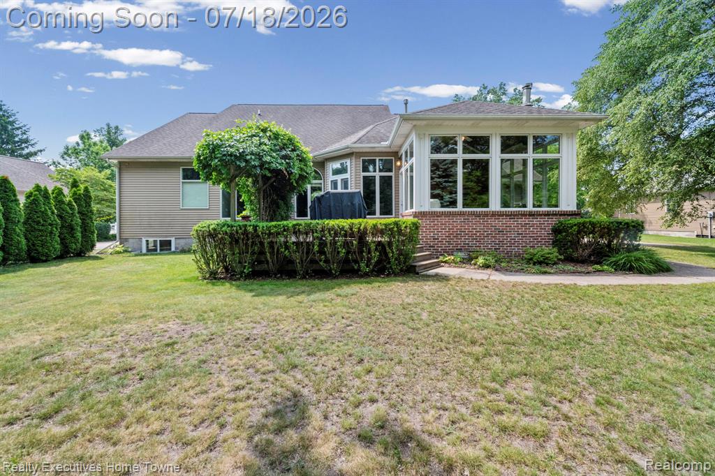 3276 Shorewood Avenue, Fort Gratiot, MI 48059 — Photo 7