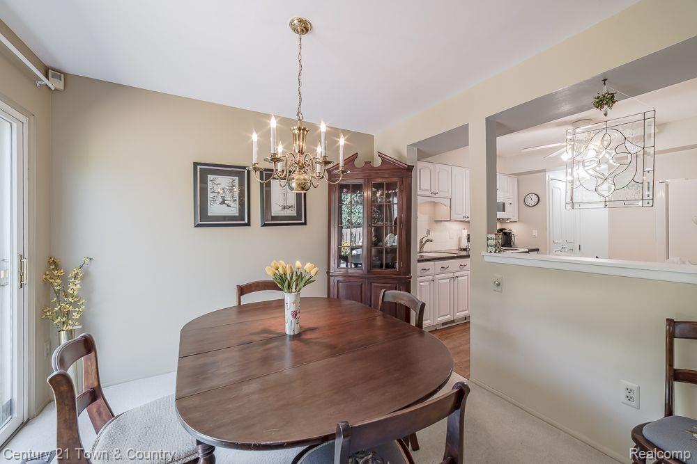 5395 BREEZE HILL, Troy, MI 48098 — Photo 11