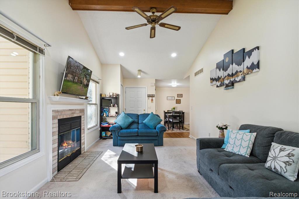41424 AMBERCREST Drive, Sterling Heights, MI 48314 — Photo 8