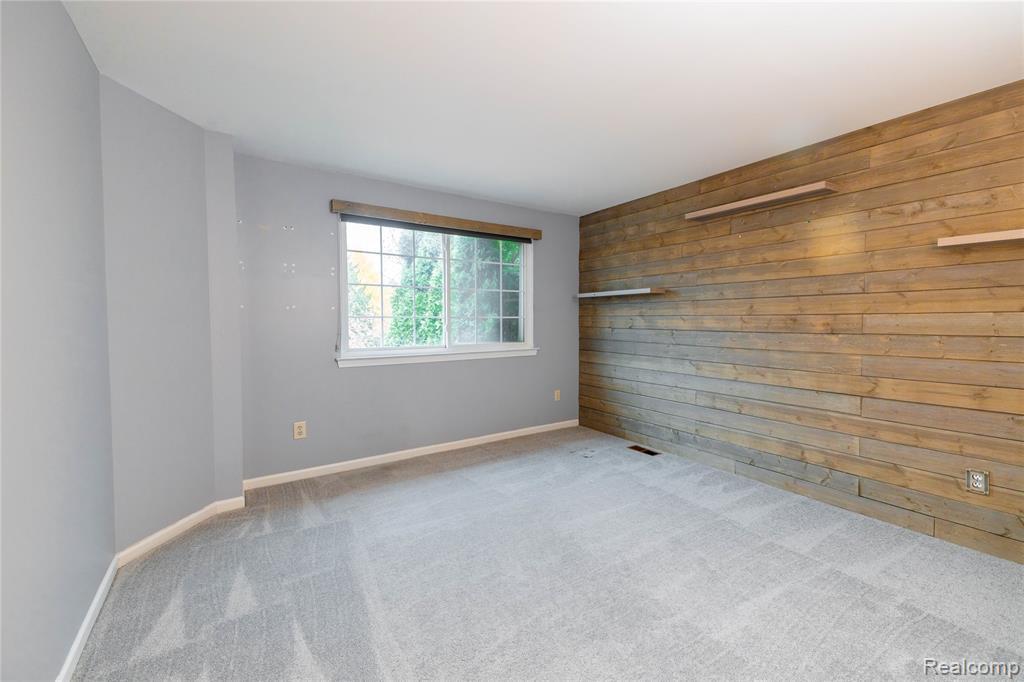 18689 Hilltop Boulevard, Riverview, MI 48193 — Photo 25