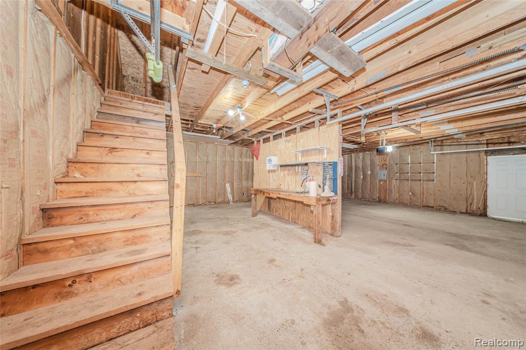 9042 Gale Road, White Lake, MI — Photo 76