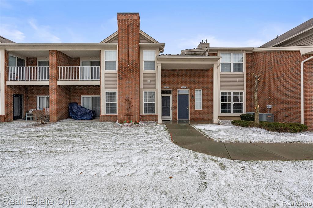 48436 Maplehurst Drive, Shelby Twp, MI 48317 — Photo 27