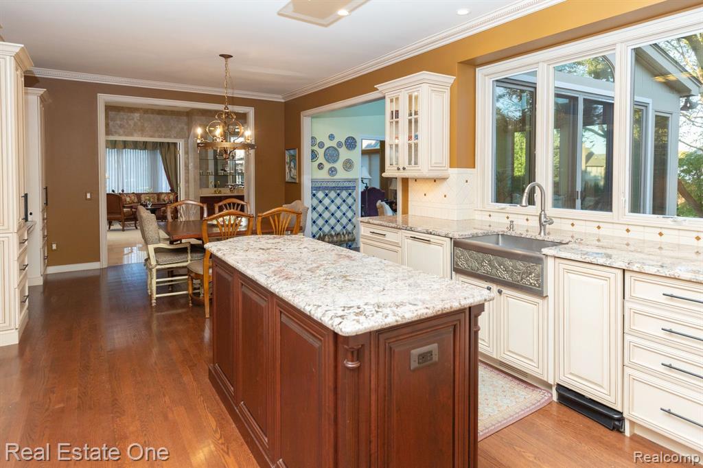 5538 CLEARVIEW Drive, Troy, MI 48098 — Photo 28