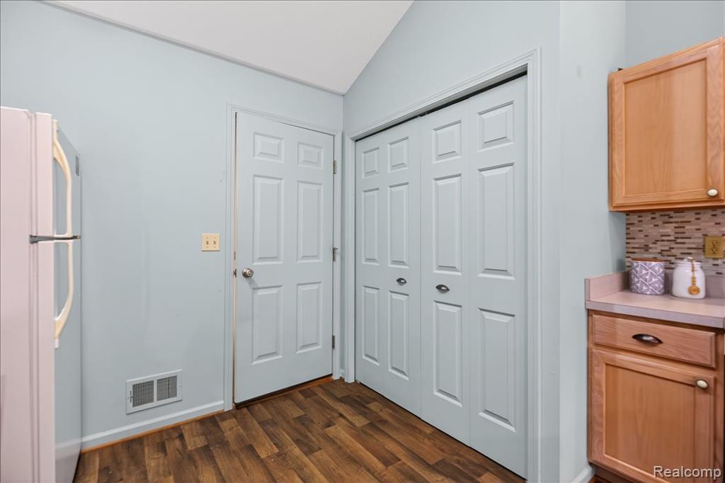 2089 W Ridge Drive, Davison, MI 48423 — Photo 18