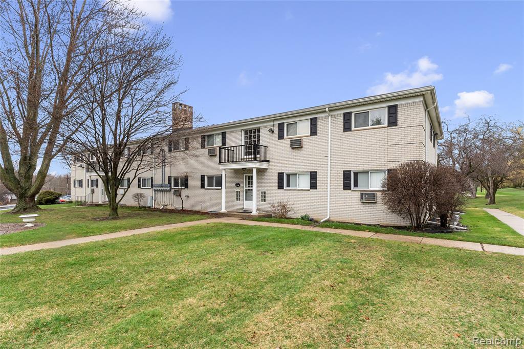 100 W Hickory Grove Road, A2, Bloomfield Hills, MI 48304 — Photo 14