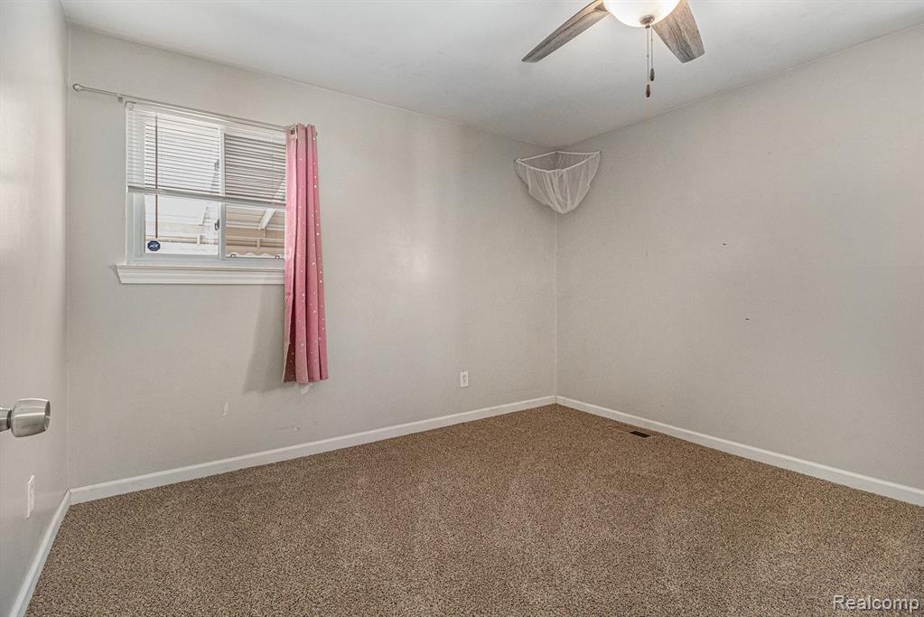 663 Highland Avenue, Lincoln Park, MI 48146 — Photo 10