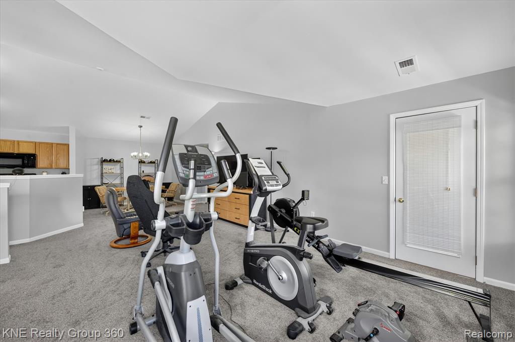 4077 Berkeley Avenue, Canton, MI 48188 — Photo 9