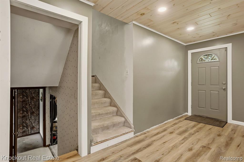 3467 Pebble Creek Drive, Vassar, MI 48768 — Photo 33
