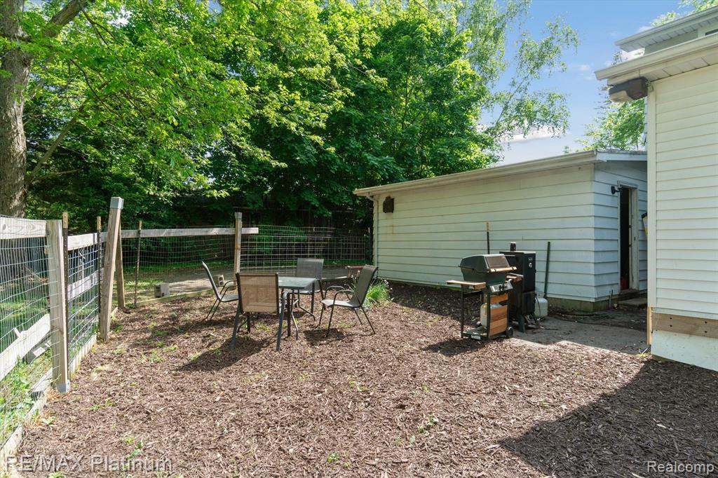7353 GREEN VALLEY Drive, Grand Blanc, MI 48439 — Photo 37