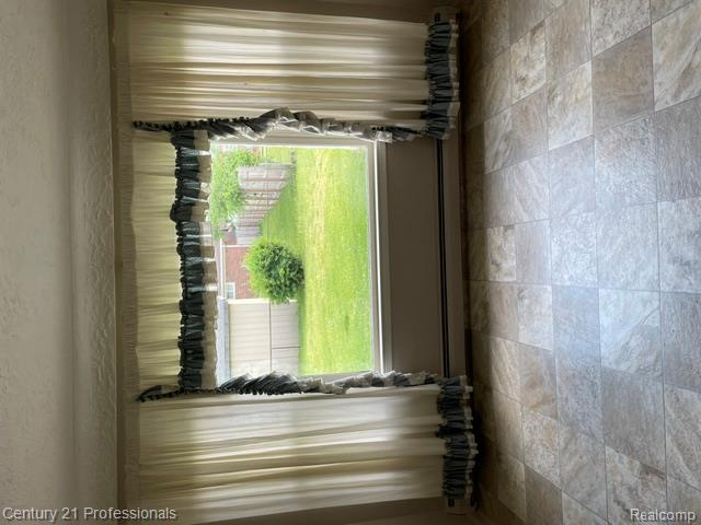 32297 Warren Road, Garden City, MI — Photo 9