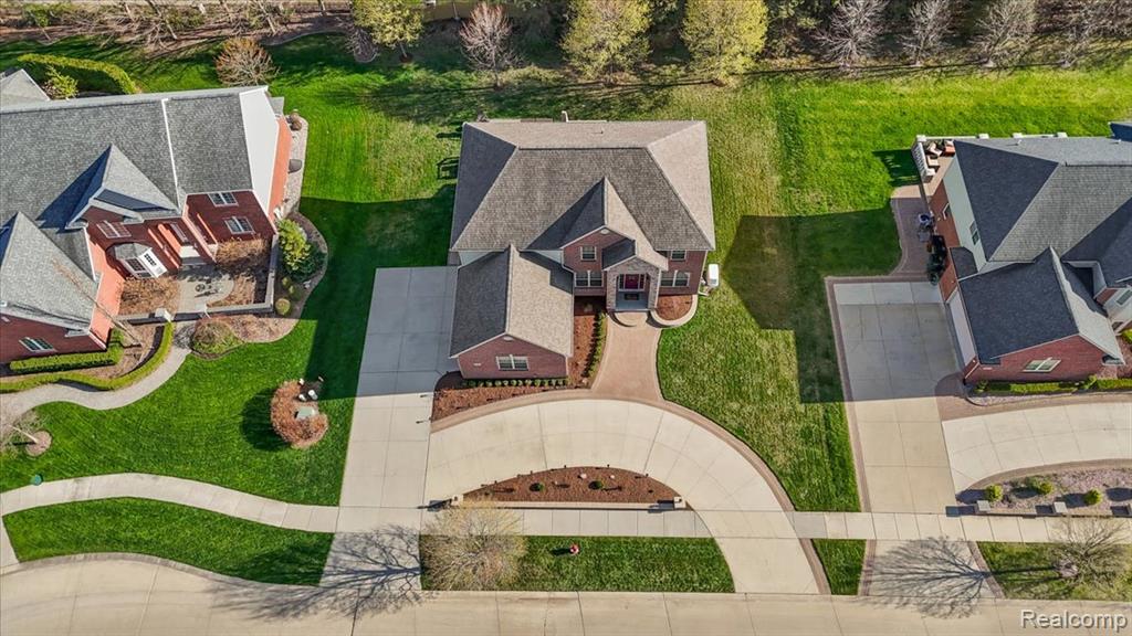4366 S Lake Lane, Shelby Twp, MI 48316 — Photo 11