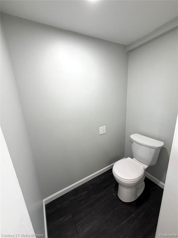5221 Capri Lane, Flint, MI 48507 — Photo 24