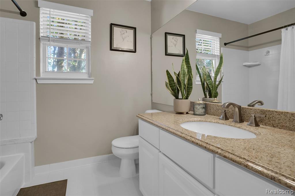 942 Westbrooke Drive, South Lyon, MI 48178 — Photo 29