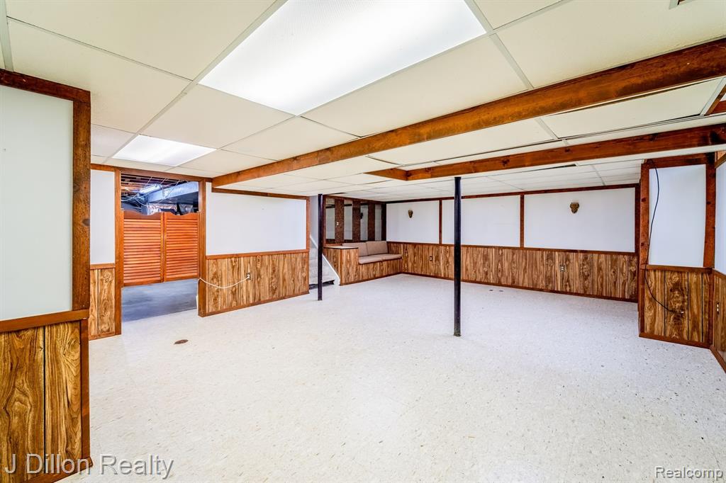 9121 TAVISTOCK Drive, Plymouth, MI 48170 — Photo 41