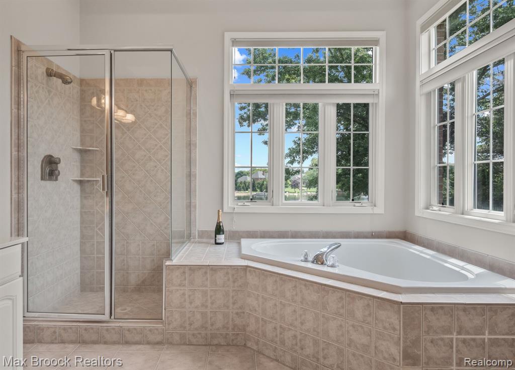 519 Hawksmoore Drive, Clarkston, MI 48348 — Photo 23
