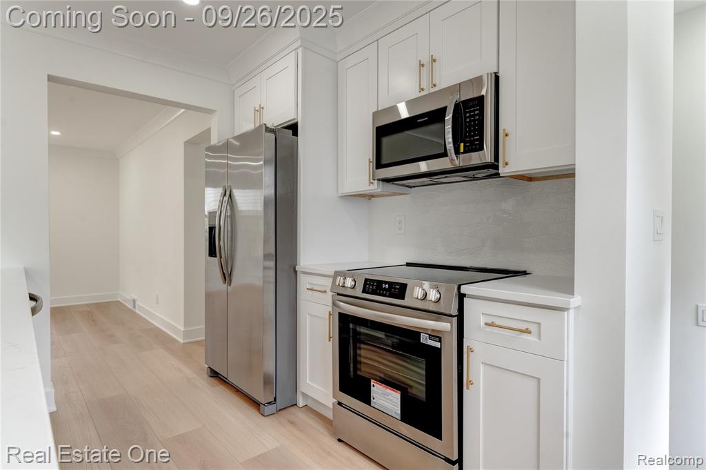 4702 Thorncroft Avenue, Royal Oak, MI 48073 — Photo 10