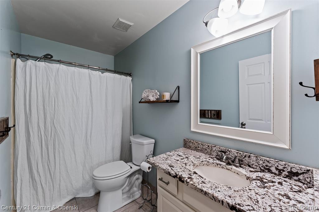 9298 Anacapa Bay Drive, Pinckney, MI 48169 — Photo 29